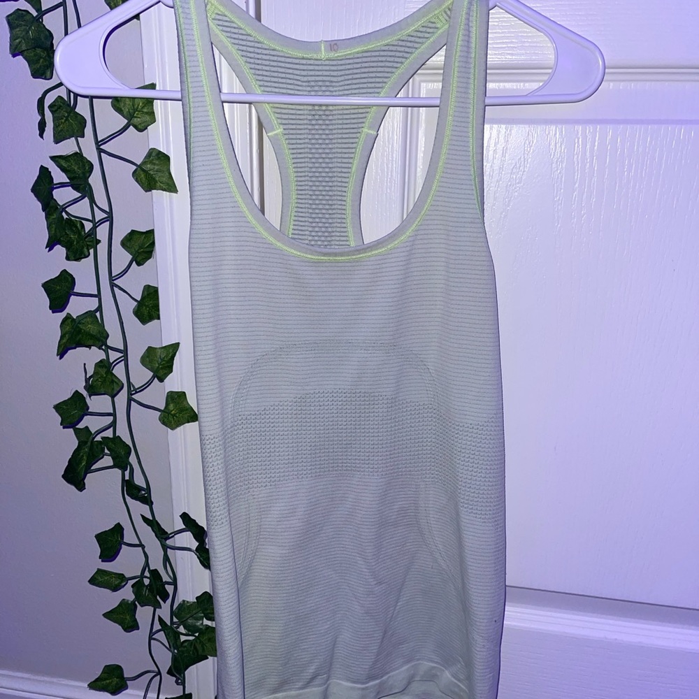 lululemon tank